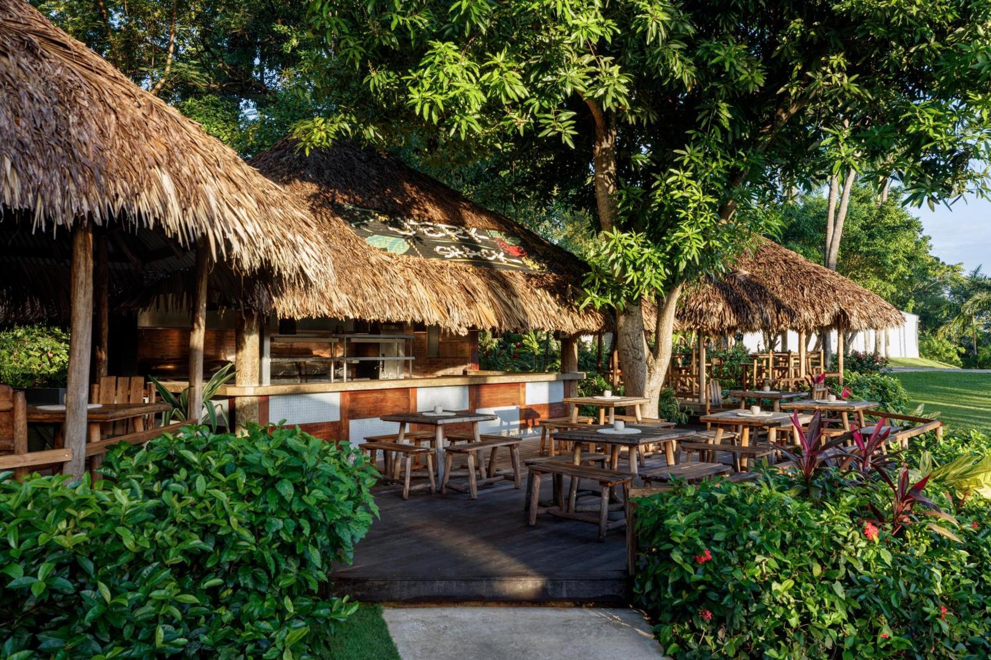 Sandals Ochi Beach All Inclusive Resort - Couples Only (Adults Only) Ocho Rios Exterior foto